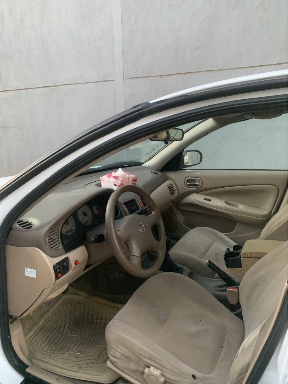 كيرعادي ومحرك بشرط صبغ عام تكسي محولها بخصوصي صدر كبس وخلف مدعومة غز وبنزين وتبريد وتدفئه وكهربائيات شغاله سنوية ٢٠٣٠تحويل وكاله بشرط 
عنوان اربيل فرمانبران*********** أربيل, العراق
