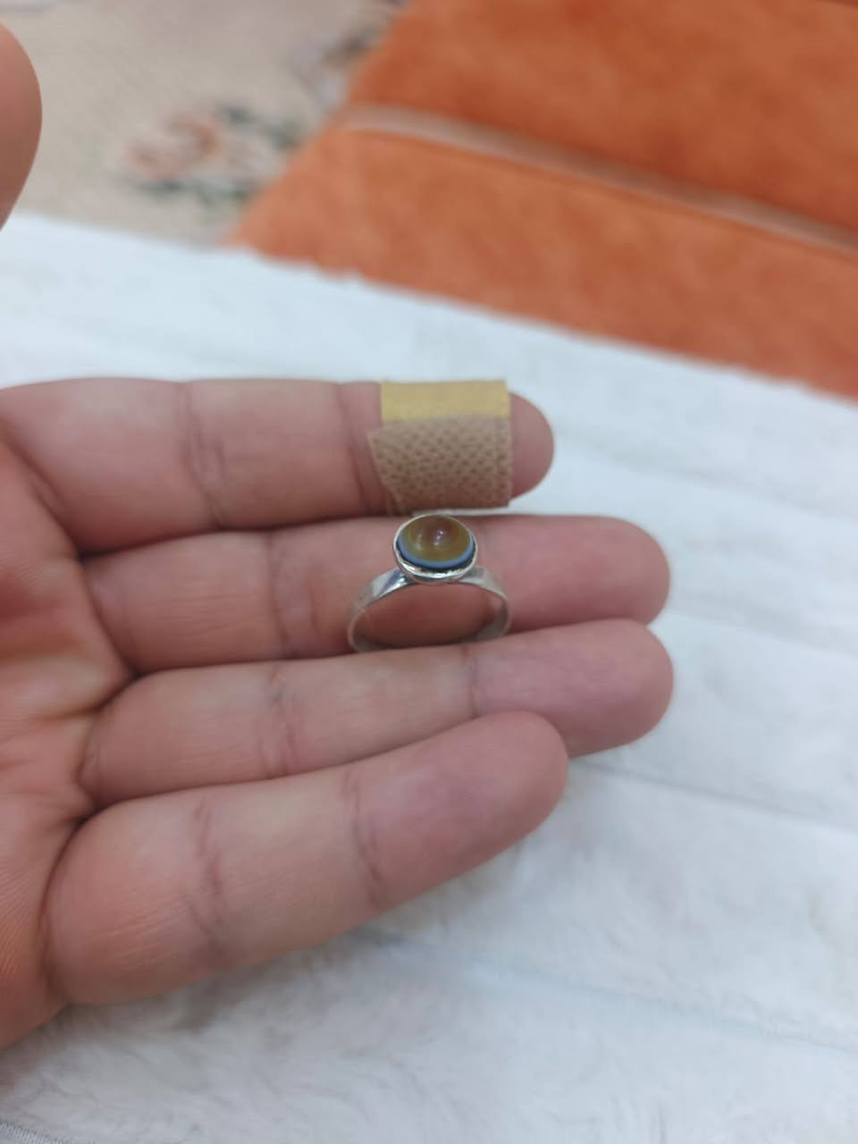 السلام عليكم الي يدور نوادر شرط القدم وشرط جزع يماني بقري قديم جدا ناعمه مكان ناصريه توصيل موجود *********** ناصرية, ذي قار
