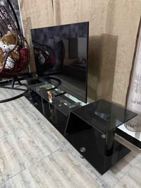 ميز للبيع  العرض 200 ولارتفاع 40 مكان بغداد  السعر 55 وبي مجال  078387...