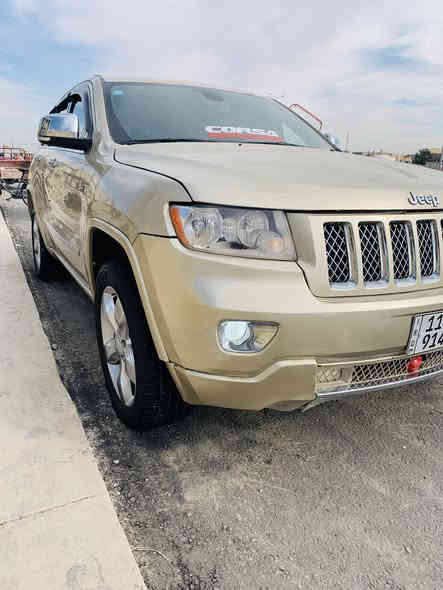 سلام عليكم 
للبيع أو مراوس  حسب القناعه 
الوحش الأمريكي ٥٧٠٠ 
جيب مديل ٢٠١٢

فووول للأخير اعلى فئه بجيب 

فتحه 

بصمه 

جنطه بصمه طكتين 

جنطه كهرباء 

فور ويل 

كشنات كهرباء 

كشنات تتفئه تبريد 

شاشه كأمره بلاديه قلاب

داخل مشمشي 

رادار امامي 

بجم زنون زرع 

ويلكب ٢٠ 

أشاير بل المري 

سستم نيكل 

موس 

تشغيل عن بعد 

تبريد قطعتين 

شاشه سقف 

حساس خلفي وأمامي 

تستيرن تتفئه 

تبريد ثلج 

فيت بم وعبوه وطوافه جديده 

ادامه كامله 

باتري جديد 

تشغيل عن بعد 

سياره الف متصرف عليه 
جاملغ خلفي فقط بدون اي داخل ومباوكين الباب كلير توحيد لون 
ماشيه ١٢٥ حقيقي 

اي ستفسار خادم *********** 

مكان سياره شعله
