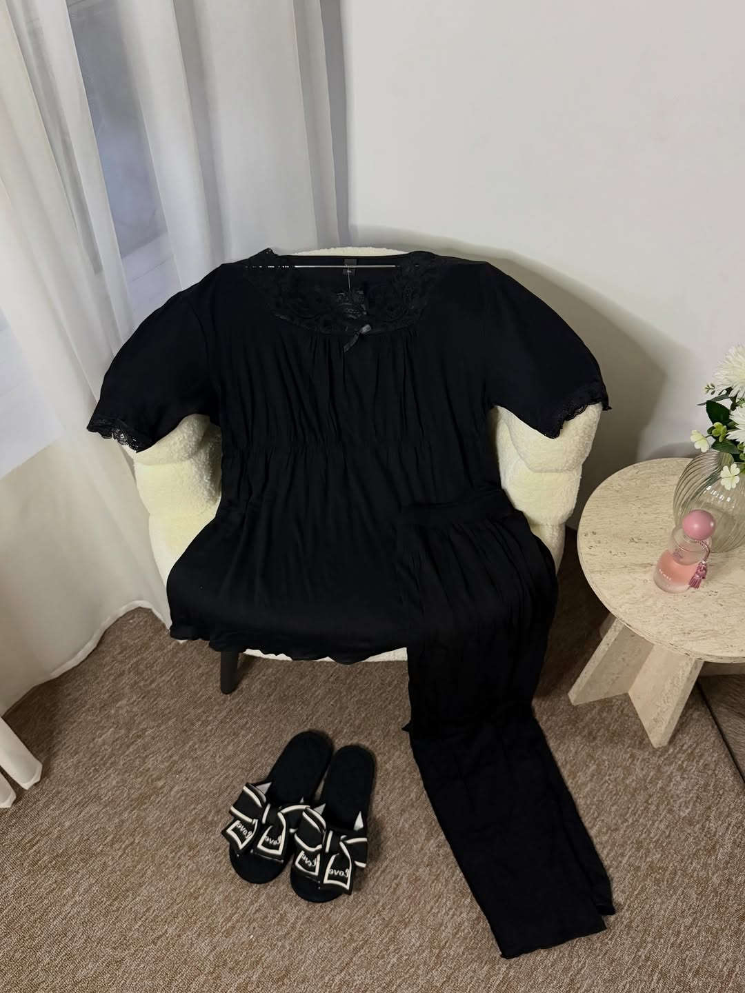 ⁨	تراك فانيله زبده سواد يجنن♥️
قياسات من 2xl -5xl 
من وزن 60-100
السعر 16 
السلبر 13⁩


**إذا كنت صاحب هذا الإعلان وتريد حذفه لأي سبب، رجاءا أرسل رسالة إلى الدعم الفني**