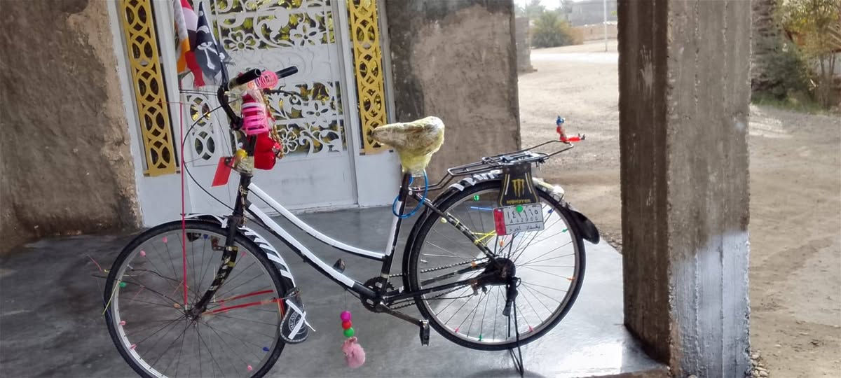 سلام عليكم بايسكل اللبيع سعر 50بي مجال مكاني رمادي ابوطيبان هذا رقمي ***********
