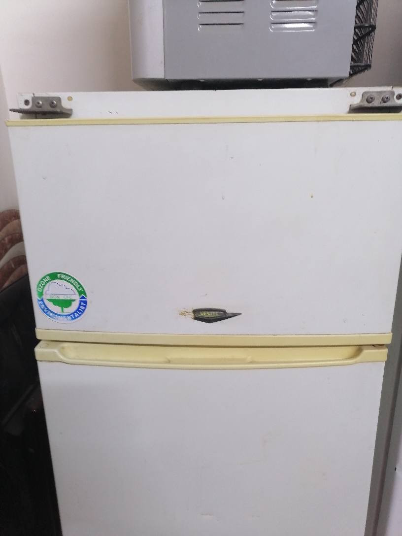 ثلاجة اللبيع شغل سعرا ٨٥ بي مجال كركوك حي العروبه يم ملعب خومسي او وكف قديم حجم ١٠ بس مصلح مابي اي عيب شغال بل شرط ٧ايام ضمان
***********
*********** كركوك, العراق
