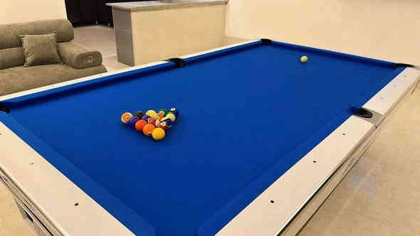 🔶 فرصة استثمارية ذهبية – منتجع للبيع في موقع مميز 🔶

#اعلان_بيع__منتجع__حديث

لمن يهتم بالاستثمار في عالم المنتجعات السياحية 

منتجع VIP  بناء 2025 في قضاء بلد
مساحته 1250 متر و الواجهة 20 و النزال 70 و يقع على الشارع العام للمنتجعات السياحية 

و يحتوي على :

1️⃣ حوض سباحة كبير بمساحة 6x12 و عمق 185
2️⃣ حوض سباحة صغير 3x3 و عمق 90
3️⃣ حديقة كبيرة بمساحة 400 متر مربع
4️⃣ صالة استراحة كبيرة مؤثثة بالكامل
5️⃣ غرف نوم عدد 2 مؤثثة بالكامل
6️⃣ مطبخ كبير مؤثث بالكامل
7️⃣ شوايات و مناقل لجميع المشويات
8️⃣ مراجيح و العاب للأطفال (آمنة و رائعة)
9️⃣ مجموعة صحيات داخلية و خارجية عدد 3
🔟 يتوفر ألعاب البليارد و المنضدة و الفيشة
✅ جلسة عربية رائعة جداً
✅ تحتوي المزرعة على كراج يتسع لـ 8 سيارات
✅ الصالة و الحديقة مجهزة بنظام صوتيات
✅ المنتجع مجهز بمكيفات بالكامل
✅ يحتوي المنتجع على مولد 80 كيفي و خط وطني جاهز 

العنوان: قضاء بلد - شارع المداخل - مدخل رقم 3

للاستفسار الاتصال:***********

# الربيعي AL_RUBAIE
