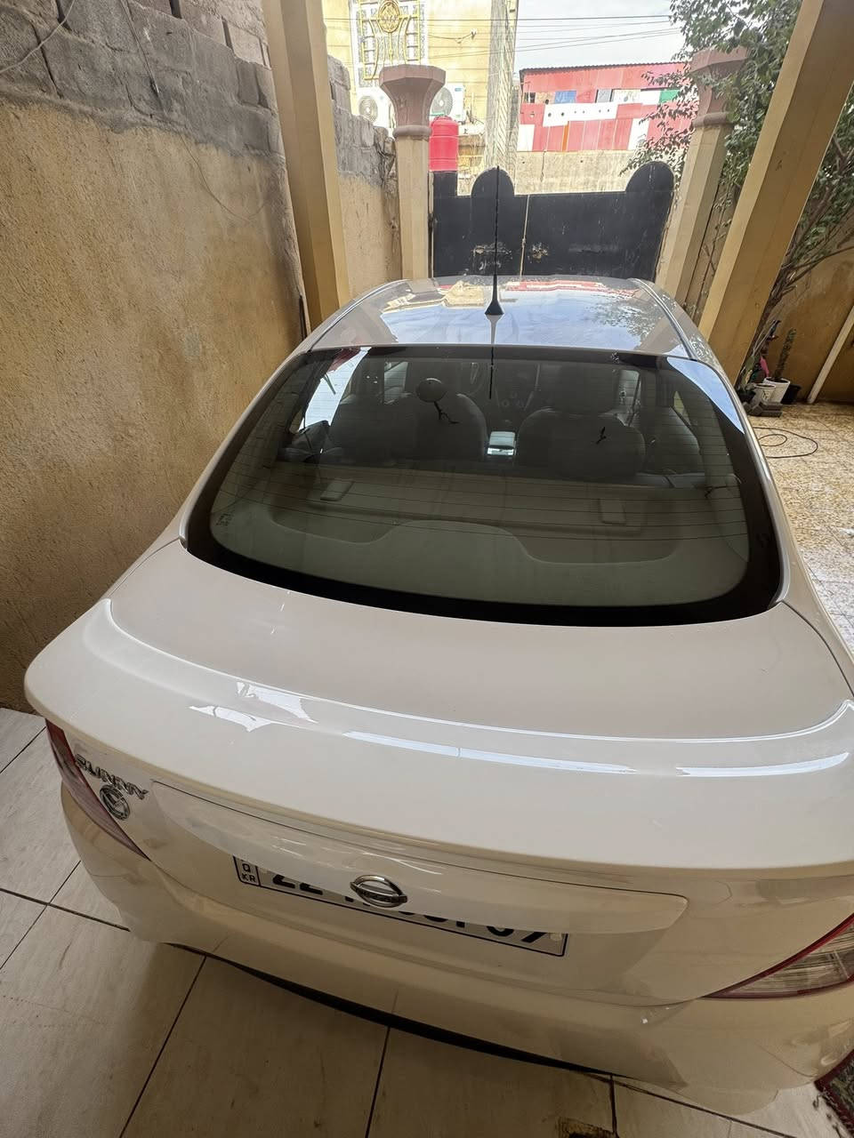 السلام عليكم 
نيسان سني 2024 هندي 
كفاله عامه رقم أربيل 
ماشيه 28000 وقابله للزياده 
الارضيه جلد والدوشمه جلد 
السعر 130 وبيها مجال قليل 
رقم الهاتف ***********
