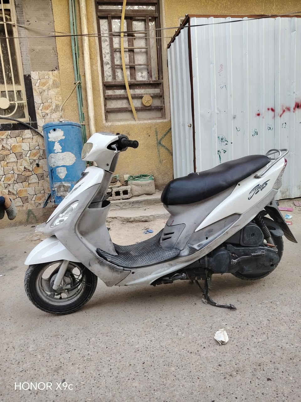 ‏سلام عليكم دراجة للبيع ماكس ما مفتوحة دراجة معرض سعر 900 وبها مجال للشرا يتواصل الرقم***********￼ مكاني كربلاء
