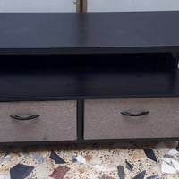 طاولة • بغداد • قابل تفاوض