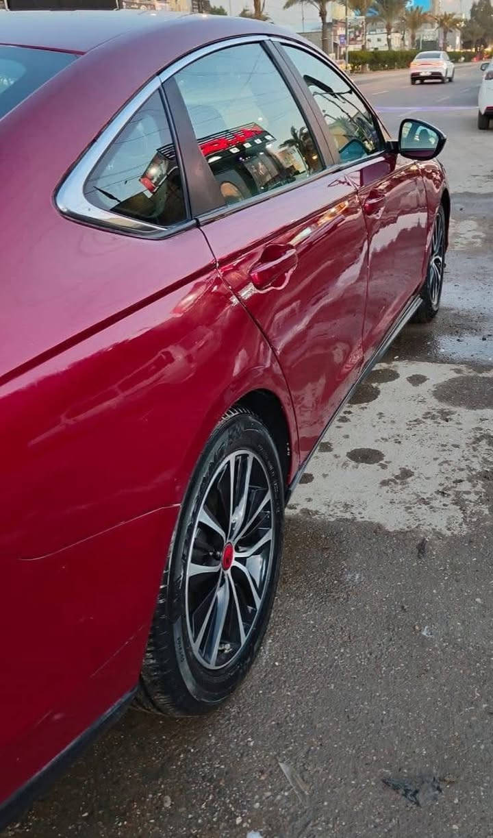 السلام عليكم 

هوندا اكورد 2023 سبورت

رقم بغداد باسمي السياره صبغ عام تصلحت بالاردن 
موضحه صور حادثها جانبي بجم كبس صندوك كبس بدون ايرباك السياره
ماشيه 71 الف 
السياره معروضه ب 158 و بيها مجال ان شاء الله 
***********
مكانها بغداد
