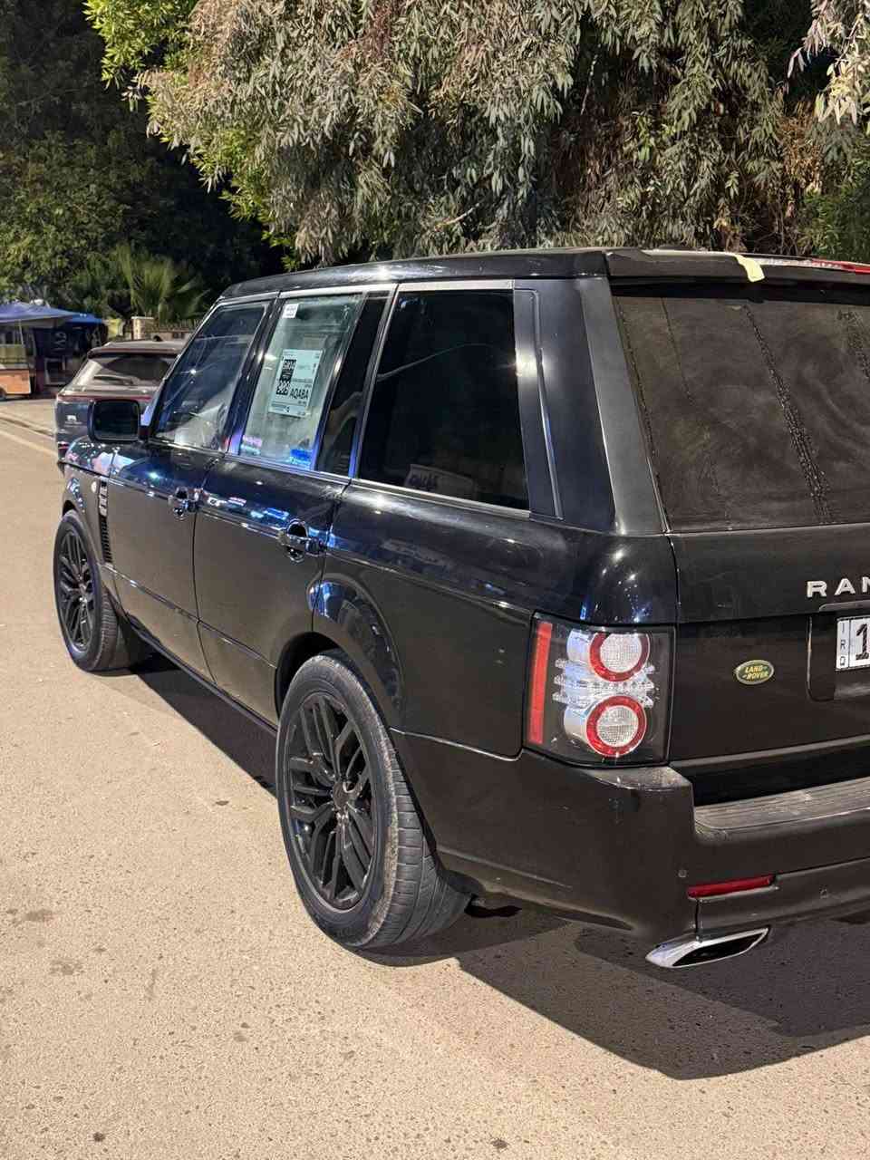 رانج روفر فوك 2012 لون اسود
رقم بغداد مميز بأسمي تحويل مباشر
ماكو هيجي بالسوق 
ماكو هيج نضافة بالسوق 
محرك بدون سوبر ارغب محرك (مفتوح بس بشرط بدون اي مصرف)   
سيارة وكالة خليجية ضمان دولي
مكفوله كفاله عامله
بدون دواخل بدون ايرباك
بيع او مراوس
💎 ســعــر 165
للتواصل ***********
مواصفات 
 بصمة 
سلايد
داخل بيجي
كشنات كهرباء 
كشنات تدفئة
كشنات جلد 
شاشة 
خمسة كاميرا ٣٦٠ درجة
شاشة مال كيج اندرويد 
دبلات جبريس صاعد و نازل حسب رغبة
CD changer 
DVD 
سيستم صوت سماعات
سترين تدفئة 
ستيرن تحكم فوول اوبشن
اربع نضام قيادة (صحراء و ثلج و جبال و ستاندارد
