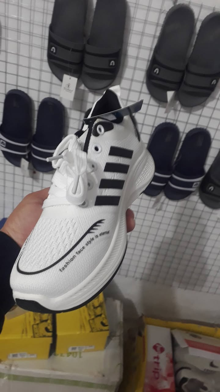 رمضان كريم بمناسبة حلول شهر رمضان وقدوم عيد الفطر المبارك يعلن محل الأسطورة لبيع الأحذية الرجالية والنسائية والأطفال والشبابي وبأسعار مناسبة العنوان كوت داموك ال 150 الشارع المجاور لمعهد بيروت للدورات التقوية خلف منتدى شباب الزهراء الرياضي وبأسعار مناسبة جدا رمضان كريم وصيام مقبول ان شاء الله . الاستفسار الاتصال على هذا الرقم 👇 ***********
