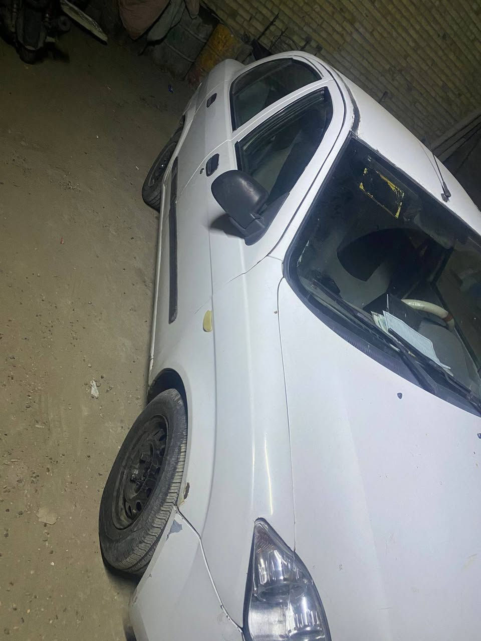 للبيع طيبه 2014
سياره مصبوغة عام (مجفيه) 
كير ومحرك وتبريد كله شغال 
صدر جديد تخم تأير جديد 
رقم بغداد الماني بسمي تحويل مباشر 
سياره جاهزه بس ابيع هل موجود يعني زوج ارقام 
سعرها ٢٩ ورقه وبيها مجال لشراي 
مكاني بغداد هياكل الغزالية شارع ٢٠ 
للاستفسار ***********
