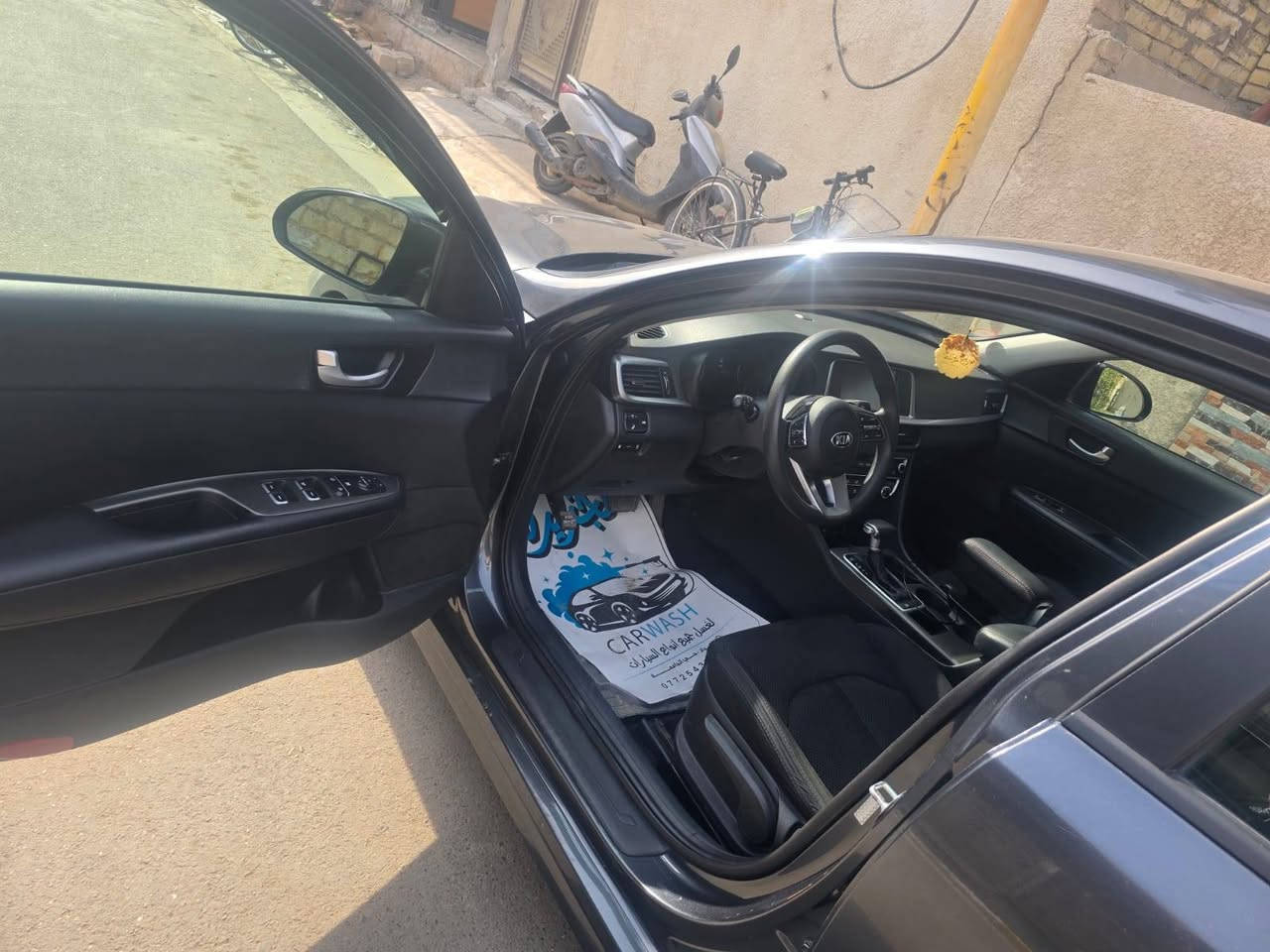 السلام عليكم
كيا اوبتما 2020 
حادثها فقط جاملغ مبدل ومصبوغ 
بدون ايرباك وبدون دواخل 
كير ومكينه كفالة 
ماشية 72 الف 
رقم اربيل باسمي سنوية لل2030 وهزة جديدة 
سهرها 140 وبيها مجال بسيط 
بيع او مراوس 
عنوان الغزالية 
***********
