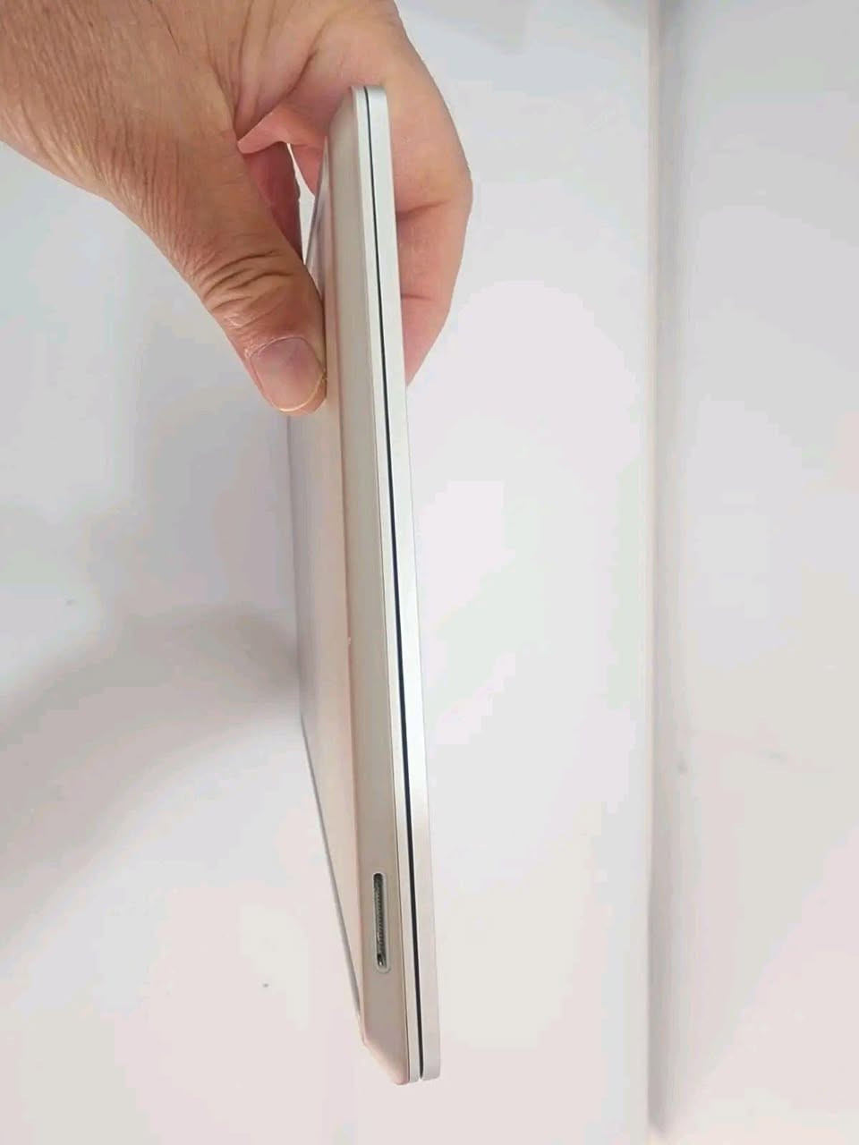 Surface laptop go 2
Core i5 11th gen
Screen 12.4 inch
Ram 16 gb
Storage 512 gb
٤٤٠ الف قفل السليمانية, العراق


**إذا كنت صاحب هذا الإعلان وتريد حذفه لأي سبب، رجاءا أرسل رسالة إلى الدعم الفني**