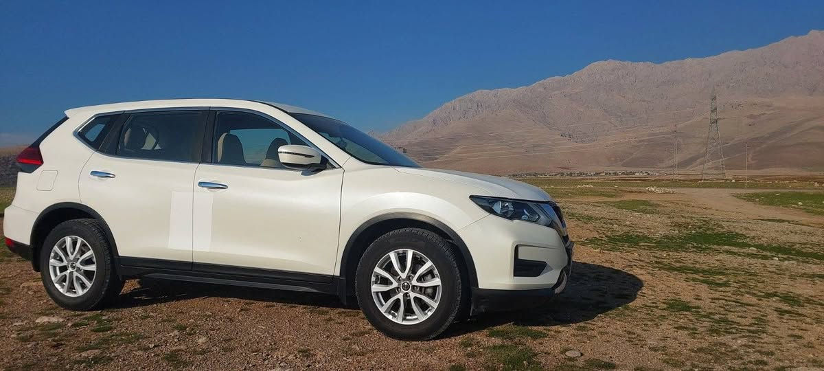 نیسان ئێکستراڵ مۆدیل 2018 بەناوی خۆمەوەیە تا2030 هەزەنوێیە بەخۆمەوە دودەستی ناسیوە شمارەی باریکە بۆیاخ سێ بارجەی بۆیاخە نرخ 180 مەعمەلە شمارە ***********
