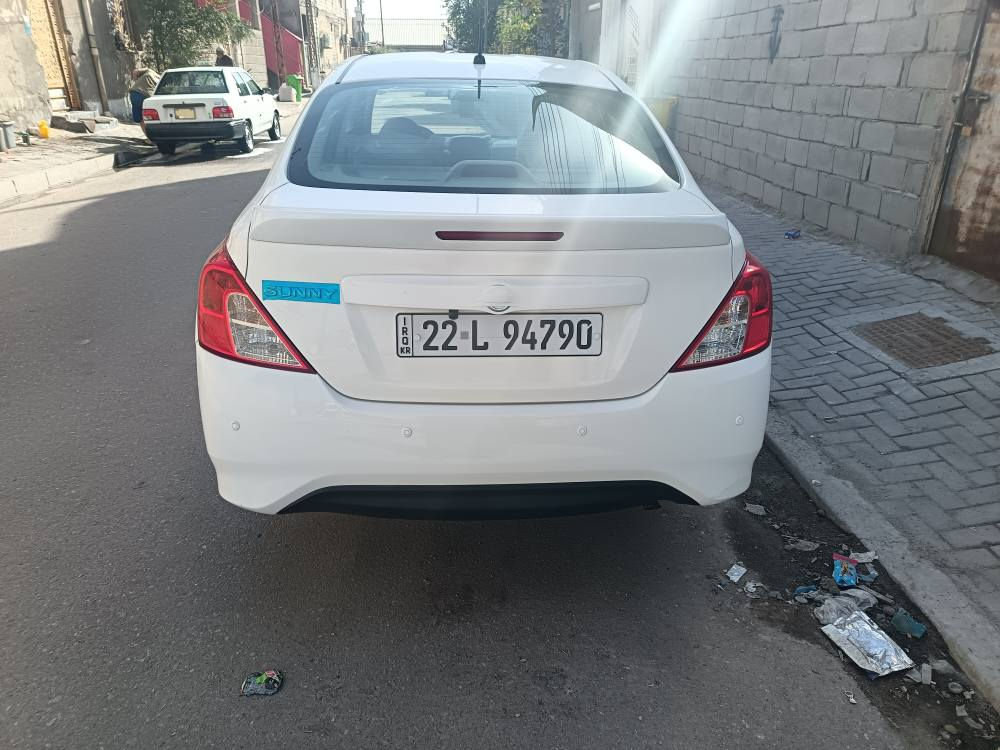 نيسان صني مصري مديل ٢٥ ماشيه ٢٢ فقط سياره جديده بيه هاي الطخه فقط سعر ١٢٠ رقمي *********** البصرة, العراق
