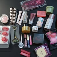 كيس ذهبي 25قطعة • مرطبات بشرة • توصيل محافظات