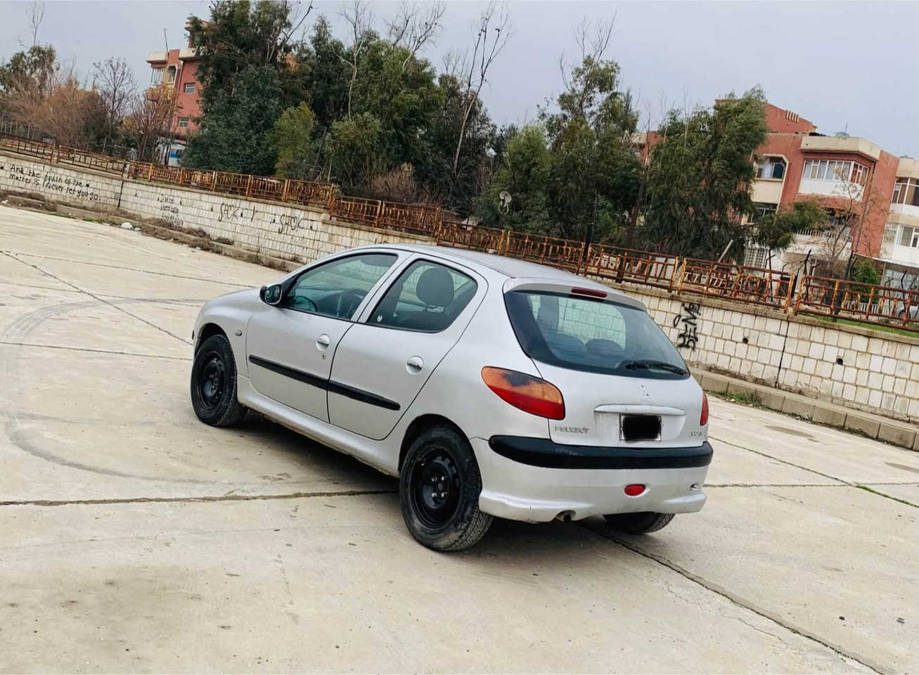 *********** موديل 2005 ئارم بلاستيك هةولير بةشةرتي ئارم ئةوةليات براوة نةبيت كير ئوتوماتيك كيرومكينة بةشةرت بيشو دواي توندو تولة كارةباي هةمو ئيش ئةكات تايةي تازةية دةعمو ليدراوي هيج نية سيارةيةكي زور ريكو بيكة سعر ٢٧ معاملة لة سليمانيم *********** السليمانية, العراق
