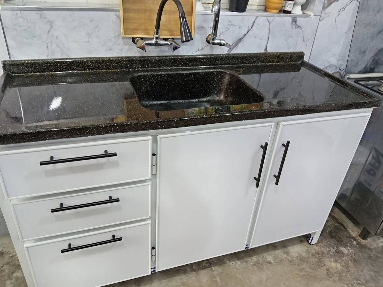 ⭐️ تخفيضات لفترة محدودة ⭐️
شغل درجة أولى وبـ أسعار تنافسية 🌺
ما عليك إلا تتصل… والباقي علينا ✌🏻
🔹 قياس مجاني
🔹 كادر مختص ومحترف 👷‍♂️
📲 للاستفسار عبر واتساب أو اتصال:
***********
***********
لا تفوّت الفرصة 🦺📐
