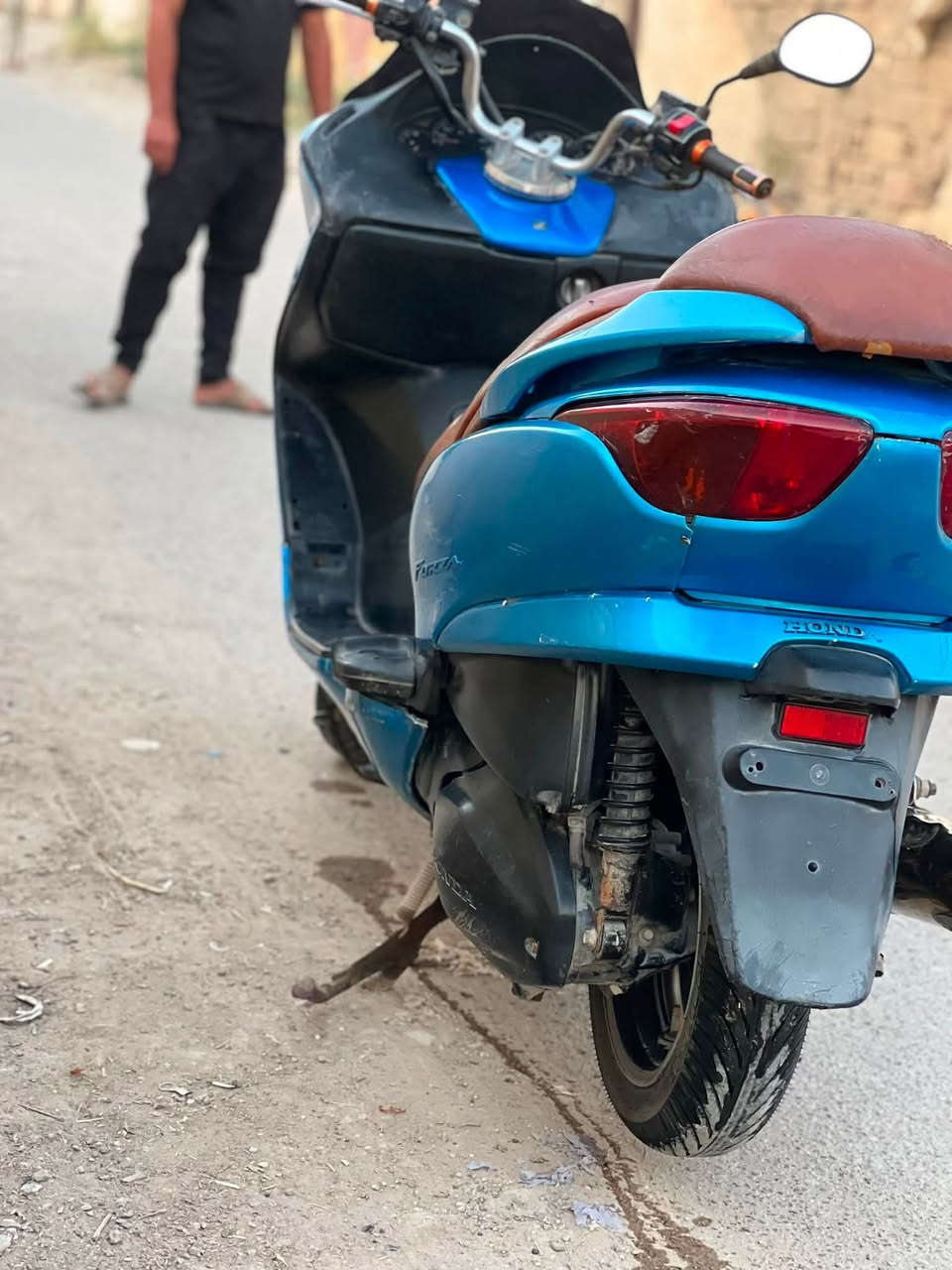 السلام عليكم فورزة 09نكرة شوكت ميعجبك بيهة ملاحضات خفيفه كير ملغي مكاني بغداد سعر600 )***********
