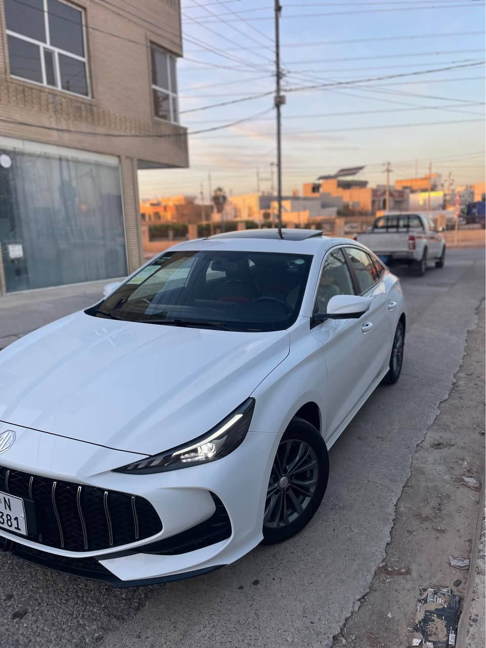 MG GT 2025 
فول مواسەفات سلایت
 بی سبوغ بی تحدیل
سبوغ تەنک 
30 هەزار رۆیشتووە 
بە ناو خۆمە 
 نرخ $118 کەمیک مەجال
هەولێر
*********** واتسئاپ أربيل, العراق

