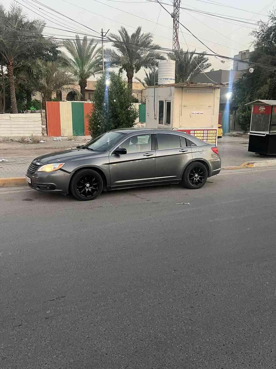 سلام عليكم c200 2013
سيارة كاملة من كلشي تبريد ثلج مكينه وكير اوباما ٦ سلندر 
سيارة غنيه عن التعريف بيها نواقص بصدر فقط كاملة من الالف لل ياء باسمي سيارة سنويه جديدة هزة جديدة 
بيها مكانات صبغ حادث امريكا سطحي بس بنيد. شاصي لغد مكفول
مكاني بغداد البياع *********** 
عارضها ٧٦ وبيها حك جية
