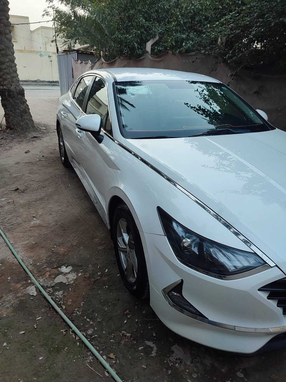 سوناتا موديل 20مكفلولة كفالة عامة خليجي ماشية 55الف فول عدا البصمة والبنرامة مواصفات معروفه كير دكم تحكمات شفتات على وضع الشركة رقم اربيل محرك 2500mpi. السعر 180ورقة 
***********متوفر وات ساب مكان السيارة نجف
