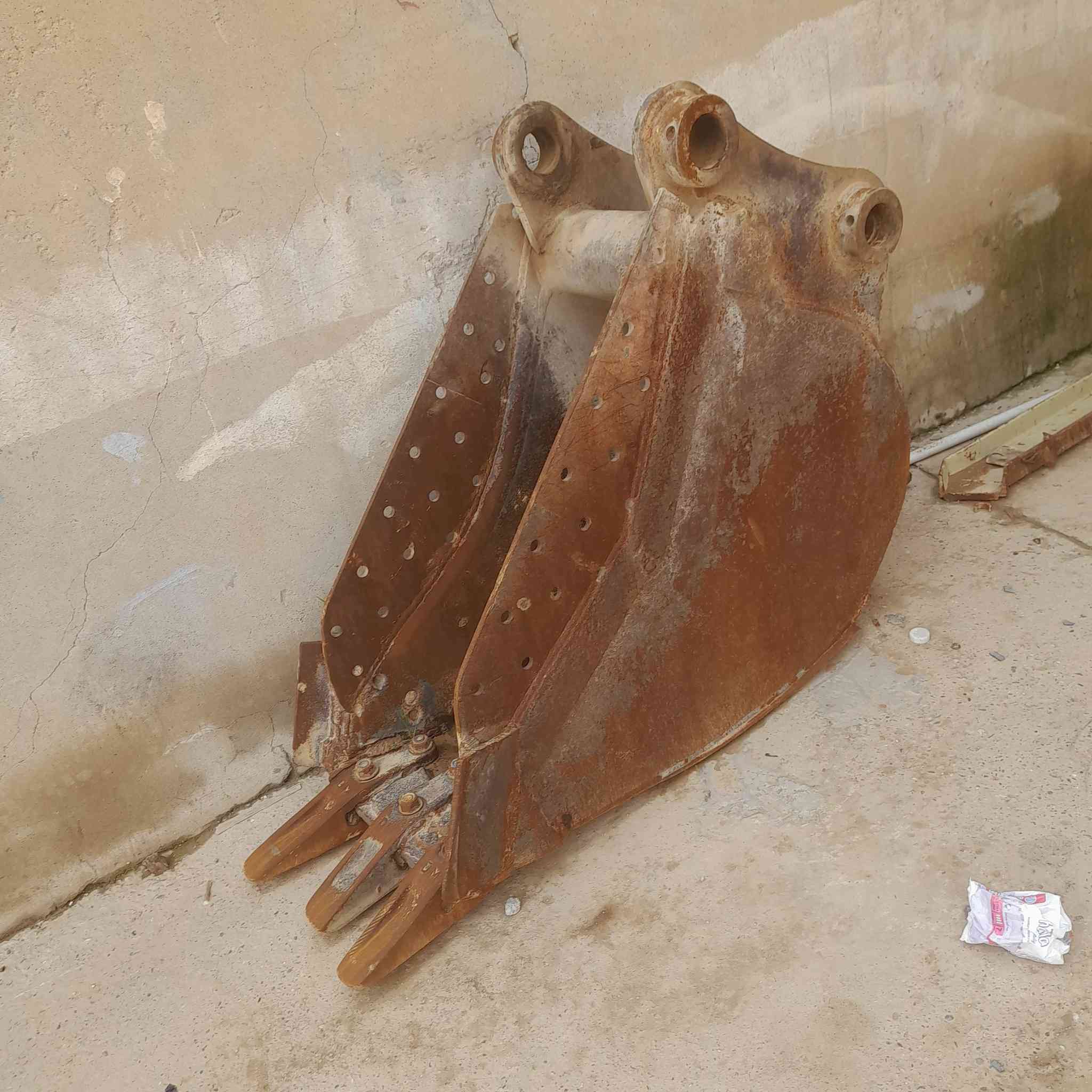 كيله عدد 2 للبيع حجم 60 سعر واحد 5اورق رقم***********
