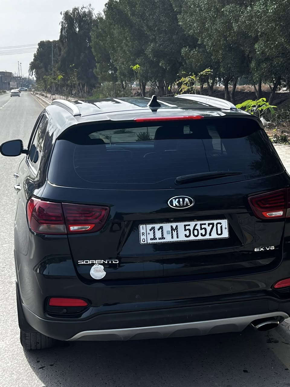 السلام عليكم سورنتو للبيع 2019
فول مواصفات عدا الفتحه 6سلندر 
وارد امريكي حادثه قطع جاملغ خلفي فقط 
الباقي كفاله محرك كير كفاله ماشيه 147الف 
سياره جديده مكانه كربلاء طوريج 
السعر 190وبيه مجال قليل 
رقم ***********
وسعره بلاش
