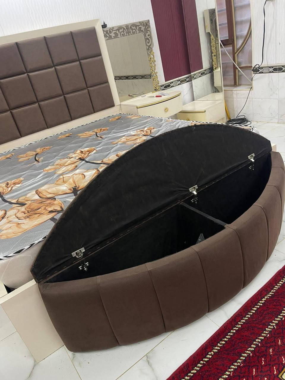 غرفه ضخمه للبيع بيها مجال لشراي


**إذا كنت صاحب هذا الإعلان وتريد حذفه لأي سبب، رجاءا أرسل رسالة إلى الدعم الفني**