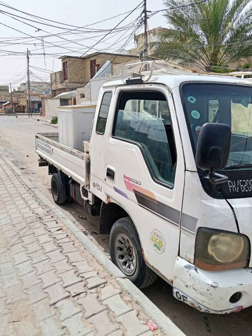 سلام عليكم
كيه حمل ام عيون للبيع 
مديل ٢٠٠١
رقم نجف 
سعره ٦٠ وبيه مجال بسيط
مكاني كربلاء حي العامل 
رقم ***********
