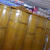 غرفة • للبيع • دواليب