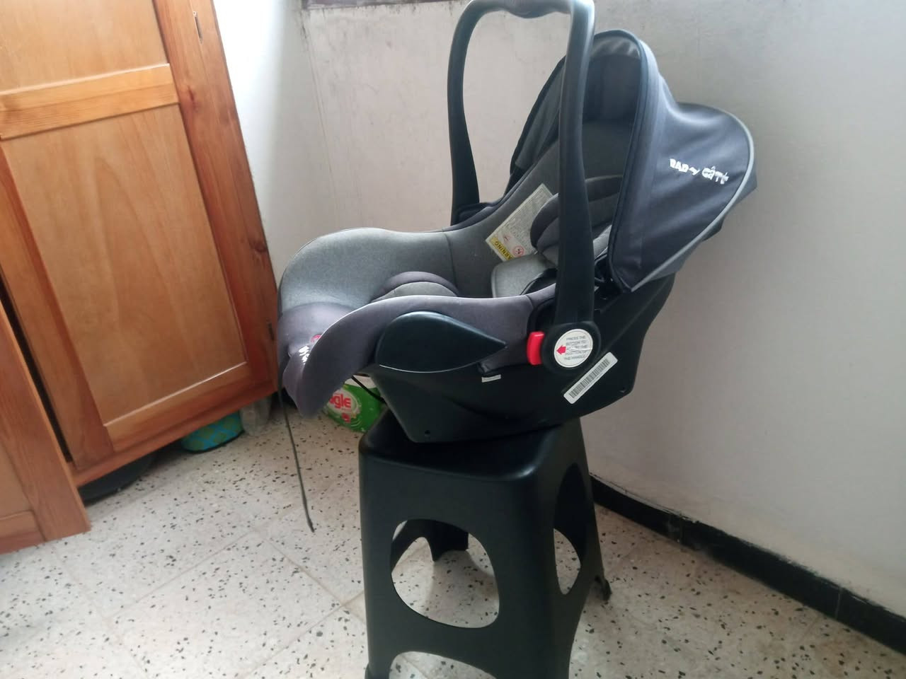 Deux poucette et une chaise pour Bibi en bonne état Némo télé 0660086320


**إذا كنت صاحب هذا الإعلان وتريد حذفه لأي سبب، رجاءا أرسل رسالة إلى الدعم الفني**
