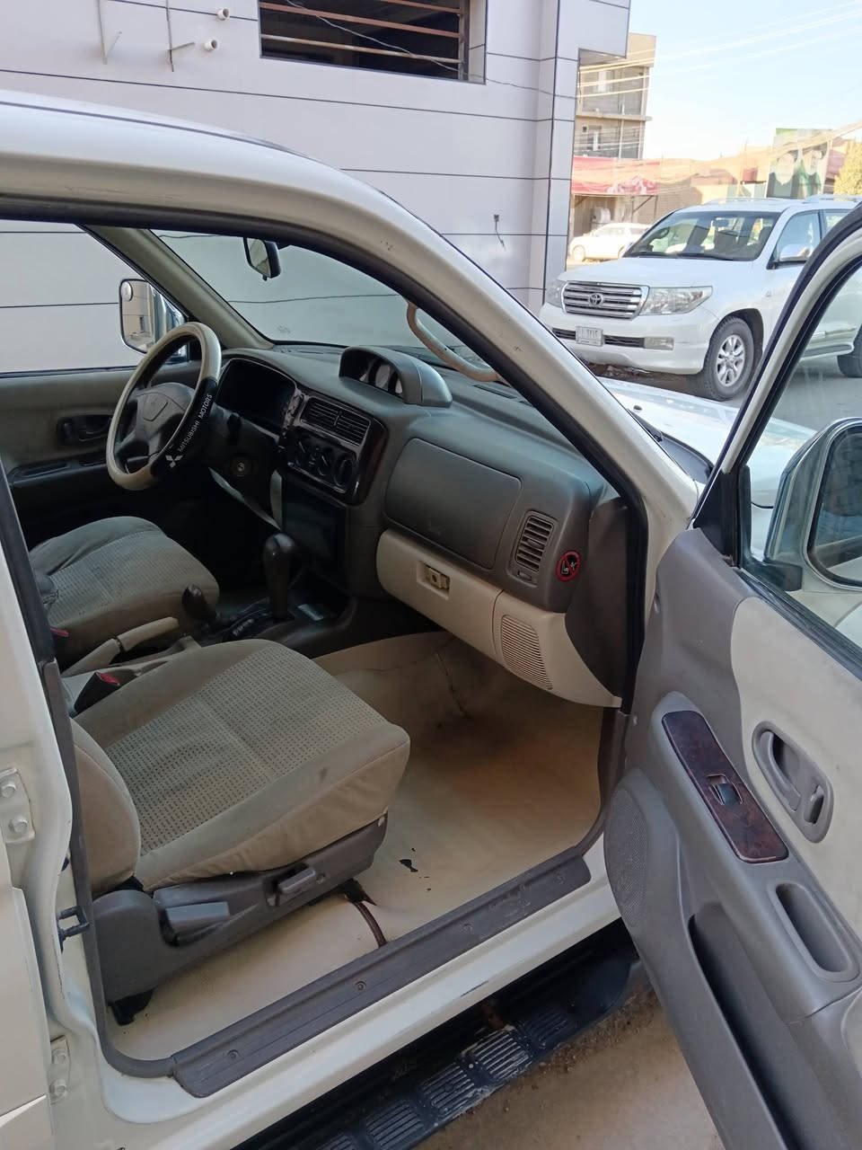 بيع سياره مسيوبوشي ناتيفيا ٢٠٠٨ محركه ٣٠٠٠
كير محرك بلادي مكفول لا تبخير ولا تنقيص
مكان السياره كربلاء رقم الهاتف ***********
رقم بغداد تحول ثاني يوم
