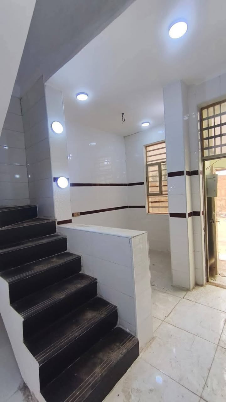 —————————————————————يالله يعلن ———
مجمع كلش راقي 🏡 دار ((50متر      بلاش بلاش))                         🔺طابو زراعي سند 25
------------____________ *********** ☎️☎️
       بلاش     بلاش         📍 موقع الدار  👇🏻

         #النجف - #مقابل قريت لقدير 
-  *********** 🤑 🟣
—————————————————————

🏗  البناء حديث والشغل درجة اولى شارع 20عرض
  

مجموع غرف النوم 1 صاله+مطبخ 
  
 عنوان لمكتب مقابل قرية لغدير
