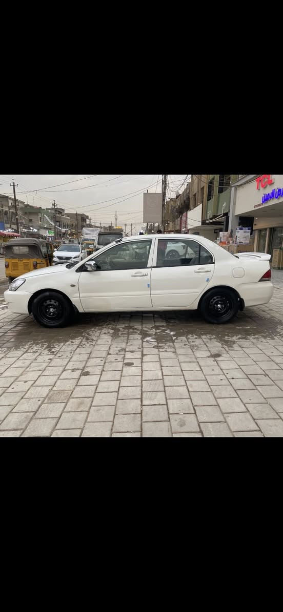 السلام وعليكم
للبيع لانسر موديل ٢٠٠٩

محرك ١٦٠٠ 

رقم بغداد انكليزي باسمي

السياره جاهزه ميه بل ميه كير محرك شاشه كاميرا

دوشمه جديده

السياره مصبوغه احزام  القماره مكفوله من الصبغ

السعر ٦٧

***********

مكانه بغداد الامين ٢
