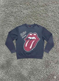 مقاس XL • ملابس