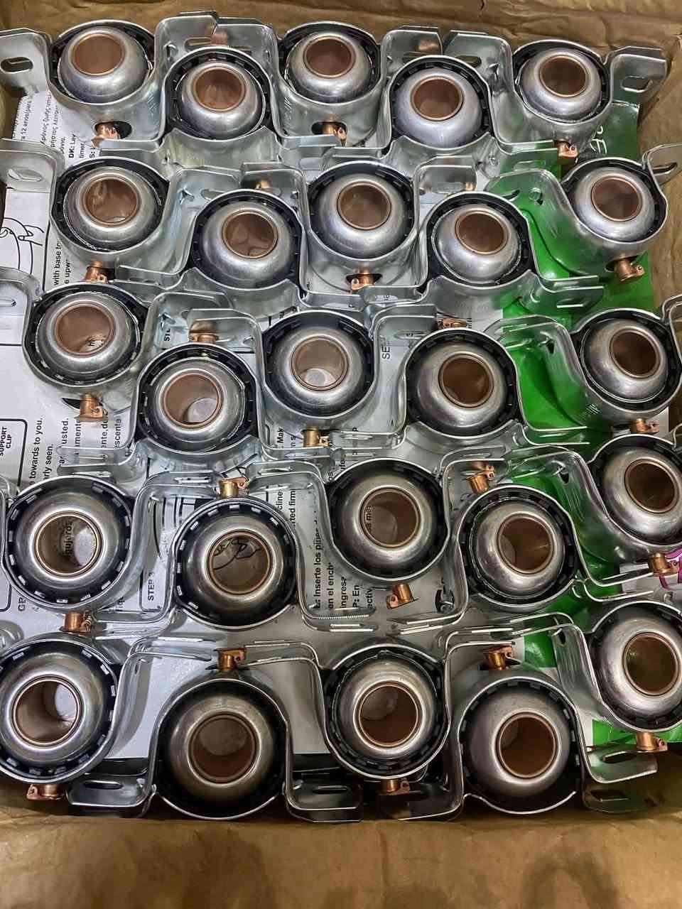 عرض لفترة محدودة 
بأسعار الجملة مواد اصلية شركة 
مفرد جملة 
غطاس مبردة ٧٥ واط ب٥ الف فقط
غطاس ٦٥ واط ب٣ الف فقط 
طوافة ماء مبردة ب٥٠٠ دينار 
قايش مبردة ب٧٥٠ دينار 
بوشة سربس نحاس الزوج ب٣ الف فقط
سربس مبردة حديد ٢ونص ب٧ الف 
جميع احجام بلي سربس وماطور ب٧٥٠ دينار 
فضلة ماء مبردة ب٢٥٠ دينار 
شفت ابو النص ب٣ الف 
ماطور كنفيرا صغير نحاس اصلي ب٢٥ الف 
مروحة كنفيرا جميع الاحجام ب٧ الف فقط 
سربس بلاستك مبردة صغيرة ب٥ الف 
كارتات كنفيرا 
العنوان المجمع السكني شارع مركز الشرطة مقابل اسواق الخابوري 
***********
توصيل متوفر
