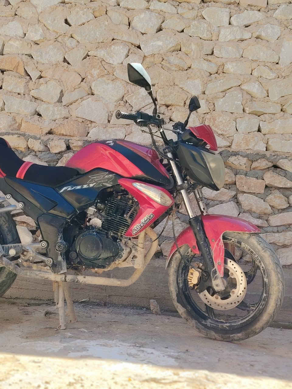 للبيع او مراوس حسب القناعه؟ 
موطور سايم بطحه 
موديل 2019
موطور نضيف شرط نكره سلف 
بريك اشاير دشبول 
تخم تاير جديد 
موطور تاخذه ربع متحط علي 
باتري جديد 
بك لايت خلفي جديد 
كشره نضيف

لاستفسار خاصص 
اكتب بتعاليق سعر كبل يجيك لسعر خاص


**إذا كنت صاحب هذا الإعلان وتريد حذفه لأي سبب، رجاءا أرسل رسالة إلى الدعم الفني**