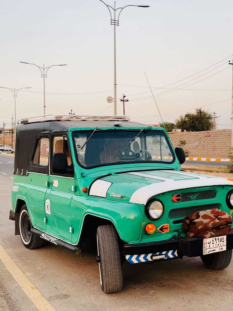 السلام عليكم واز موديل 1985
سيارة معمرة جديد 🆕 
كهربائية من دعامية للدعامية ⚡️
صبغ باب ثاني 
بسمي لل2028 شعار نگليزي 
كير مكينة مكفولة 
اكسالت  2004 جديد 
دوشمة كاملة بيبان ودواخل 
سيارة خير من الله ربع ما تذب عليهة بوجهك للشارع 
للستفسار اكثر ***********
