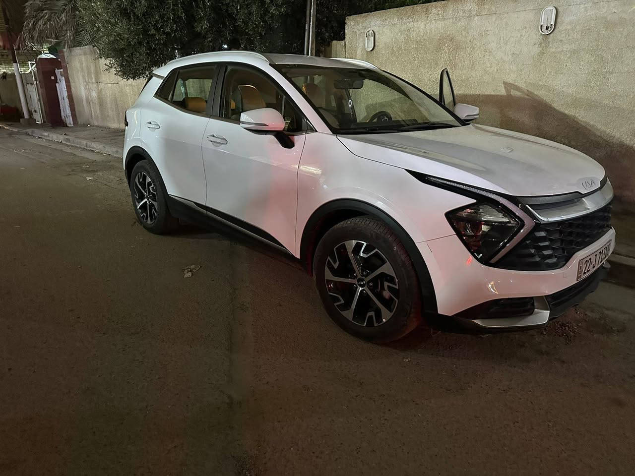 سلام عليكم
كيا سبورتج 2023مكفوله كفالة عامه عده اصبعين تكحيل بجاملغ امامي السايق فول مواصفات عده الفتحه ماشيه 38مكان بغداد الشعب السعر 218وبيه مجال لاتصال***********
