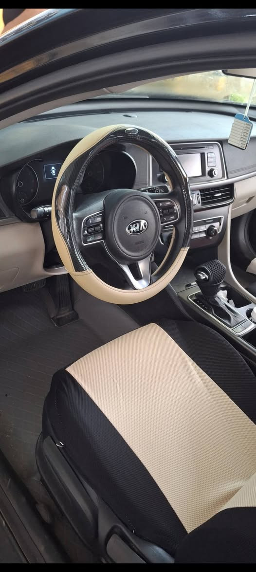 سيارة اوبتمة موديل 2016  وارد أمريكي
لون اسود   
محرك شرط 4 سرندر 
تايرات وطخم والباتري شديتة جديد قبل  شهر
تبريد ثلج  
الارضية مغلفة 
شرط التحول 
ضرر السيارة بيها 3 قطع تقريبا مثل ما موضح بالسونار 
السعر 112  وبي مجال 
مكان السيارة موصل الأيسر  
رقم الهاتف
 ***********
***********
