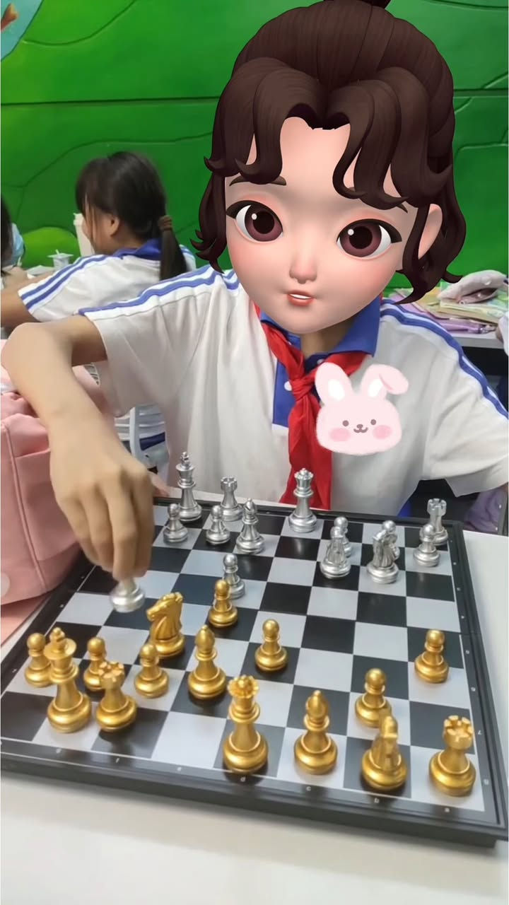 ♟️ لعبة الشطرنج المغناطيسية القابلة للطي

اختبر ذكاءك واستمتع بتحدي ممتع مع أصدقائك أو العائلة!

تصميم مغناطيسي يحافظ على ثبات القطع أثناء اللعب 🔥

يمكن طي الرقعة لتتحول إلى علبة أنيقة لتخزين القطع 🎁

تتوفر بلونين فاخرين (ذهبيفضي) أو (أبيضأسود).

والنسخة البيضاء والسوداء تأتي مع لعبة الداما لمتعة مزدوجة 🎯

لعبة فخمة تجمع بين الترفيه والتفكير الاستراتيجي في آنٍ واحد ✅

لعبة الشطرنج المغناطيسية (قابلة للطي)

الاستخدامات:

لعبة فكرية ممتعة تنمّي مهارات التفكير والتركيز والتخطيط الاستراتيجي.

مناسبة للأطفال والبالغين لمحبي ألعاب الذكاء والتحدي.

مثالية للمنزل أو الرحلات بفضل تصميمها المغناطيسي والثابت.

تُستخدم أيضًا لتعليم أساسيات الشطرنج بطريقة تفاعلية وممتعة.

المميزات:

تصميم مغناطيسي يحافظ على ثبات القطع أثناء اللعب حتى مع تحريك الرقعة.

رقعة قابلة للطي تُستخدم كعلبة تخزين أنيقة للقطع.

تتوفر بلونين فاخرين (ذهبيفضي) أو (أبيضأسود).

تأتي فقط النسخة البيضاء والسوداء مع قطع داما إضافية للعب لعبتين في مجموعة واحدة.

مصنوعة من خامات عالية الجودة بتفاصيل دقيقة تضيف لمسة فخامة.

أبعاد الغلاف: الطول 36 سم × العرض 18 سم × الارتفاع 5 سم.

محتويات الصندوق:

رقعة شطرنج مغناطيسية قابلة للطي

32 قطعة شطرنج

24 قطعة داما (مرفقة فقط مع اللون الأبيض والأسود)

دليل مختصر لقواعد اللعبة

ملاحظات:

تحتوي على قطع صغيرة، غير مناسبة للأطفال دون 3 سنوات.

سهلة التخزين والتنظيف.

خيار مثالي للهدايا التعليمية أو للعب العائلي الممتع.

السعر 30,000

يوجد خدمة توصيل 5,000


**إذا كنت صاحب هذا الإعلان وتريد حذفه لأي سبب، رجاءا أرسل رسالة إلى الدعم الفني**