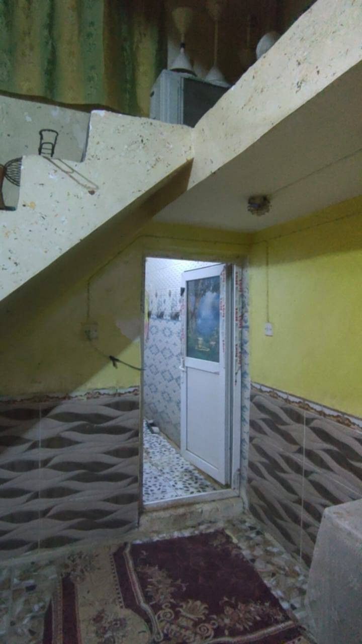 📍بيت للبيع: السعر 23 مليون
يتكون من غرفتين وصاله ودوانيه ومطبخ وحمام داخلي وصحيات خارجيه 
✨ مساحة: 110م زراعي 
🌏 الموقع: خلف سكة لقطار جهة سيد خضير قرب لملعب
 للتواصل خاص او واتساب ***********
اذا حاب ينباع عقارك تواصل معي ارسل تفاصيل ناصرية, ذي قار
