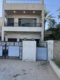للإيجار للإيجار تجاري‼️ في السيديه🏯✨ بيت مساحه215m 🏠  المواصفات:   • ط...