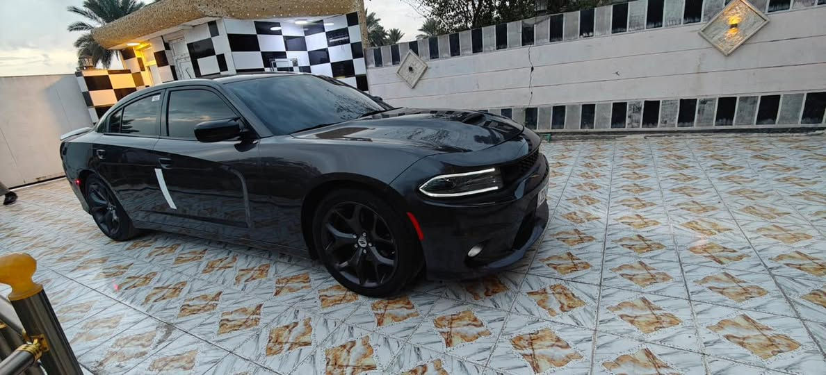 للبيع دوج جارجر 2020جيتي  وارد كندي حادثها جاملغ والبنيد   محدث SRTوالدعميات وعليها دبات رياضي عل ريموند  سياره  اربيل الدولي سنويه جديده تحويل وكاله مضمون فول موصفات للخير ما عدا الفتحه كشن جلد خزن ميموري كشن حضن تدفه وتبريد بل كشنات الخلفي والامامي مري قلاب  وهيتر ستيرن  بصمه تشغيل عن بعد ماشيه90 …السعر 198 هاتف***********
