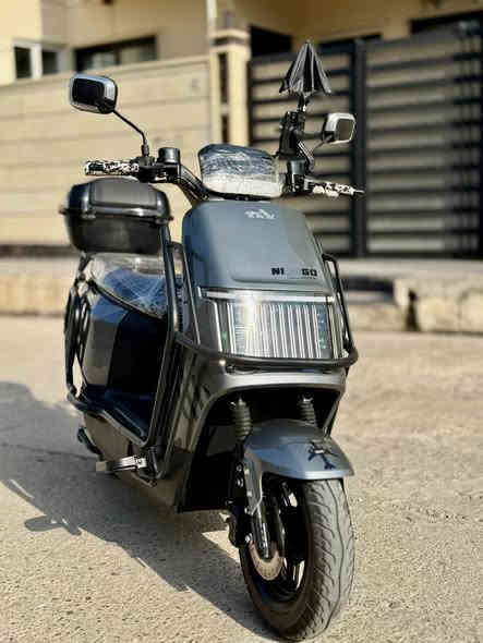 مأطور شحن SAW
1- الملف 2500 W
2- لايت زينون عالي ناصي 
3- دبل إشاره 
4- نضام R بك 
5- 3 سرعات السرعه الحقيقه 80 
شراي اتصل ***********
