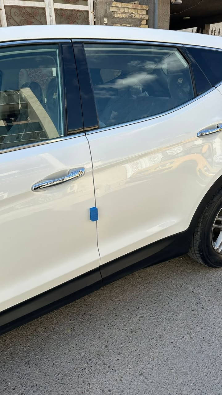 السلام عليكم مكلف بالنشر
للبيع سنتافي  2018  وارد امريكي ضرر بنيد بدون ايرباك بدون دواخل 

صور الحادث مرفقه مع الصور 

مواصفات سبورت

تحكم ستيرن كامل 

شاشه وكاميرا    داخل لونين 

 يعني على وضع الشركه 

السيارة حلوة وجديدة جاهزة من كلشي مابيه نقص

رقم بغداد شرط التحويل 

السعر 150 وبيه مجال بسيط

***********
