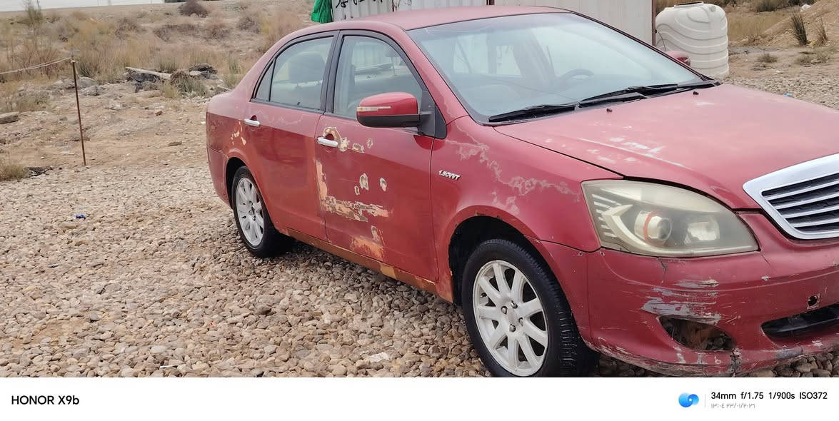 للبيع جيلي موبل 2012   معمره خياسات  بدون ضربه  عورزها صبغ  السعر  32  غير متواجد عالفيس  ***********
