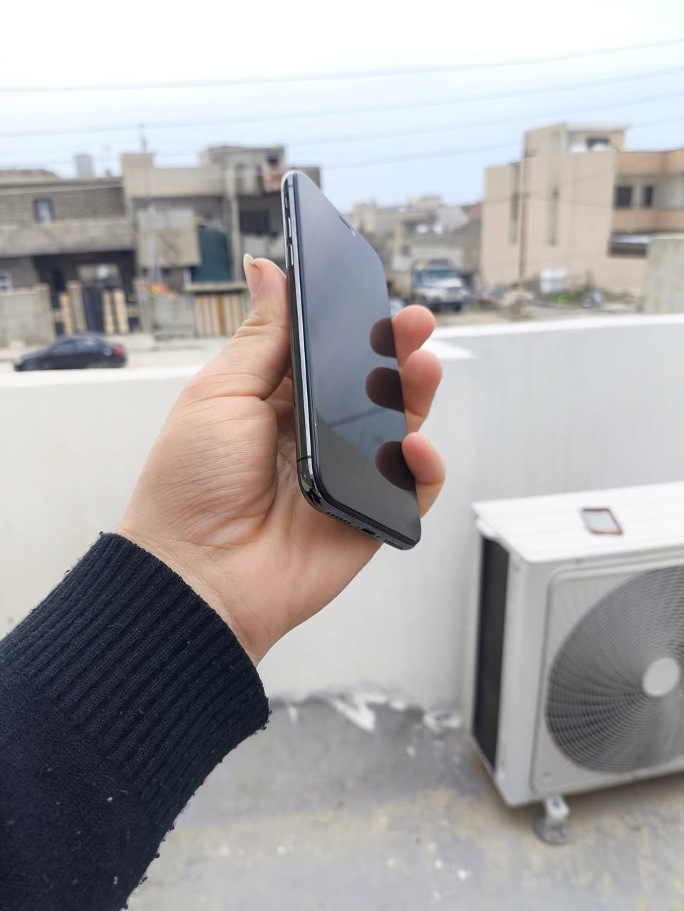 📱 ايفون X للبيع
🔹 السعة: 64GB
🔹 البطارية: 100% (مستبدل أصلي)
✅ الجهاز شغال بالكامل بدون أي مشاكل
✅ تك سيم شغال طبيعي
✅ الكاميرات شغالة وتصويرها حلو
✅ الصوت واضح وعالي
✅ الهزازات شغالة
✅ الشاشة أصلية مستبدلة (تحويل) بدون مشاكل
⚠️ ملاحظة: الظهر مفطور لكن ما مأثر على الاستخدام
💰 السعر: 115 ألف (قابل للنقاش البسيط)
📍 الموقع: موصل – الأيسر
📞 للتواصل: خاص أو اتصال مباشر
***********
