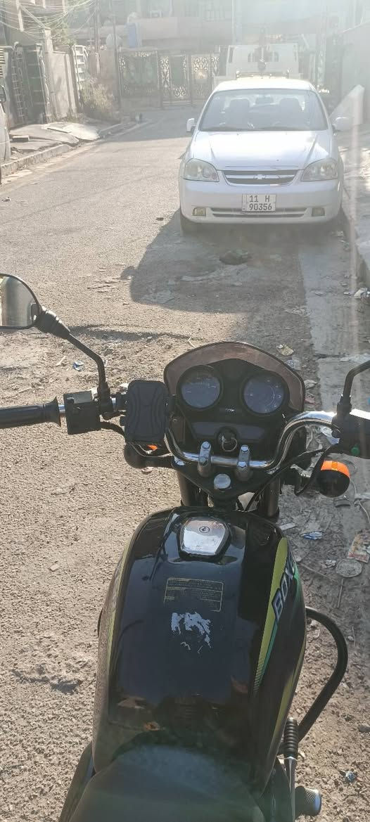 سلام عليكم بوكسر موديل 22 الدراجه كلشي ما بيها مكفوله من الطول للطول بيهه فقط دخانه بيضه مكينهه ممجفته ولا مره نكره سلف بكل وقت لايت زنون تايراته جدد الدراجه اوراقهه ضايعه اكفلك سرقه وعشاير السعر 750 وبيها مجال بسيط مكانهه بلديات شارع الكاشي هذا رقمي ***********
ملاحظه: غير التبخير كلشي مابيهه
